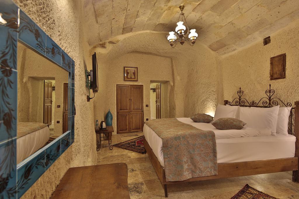 Aren Cave And Art Gallery Goreme